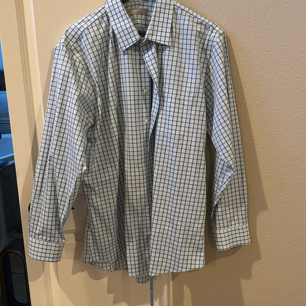 Button down men’s dress shirt